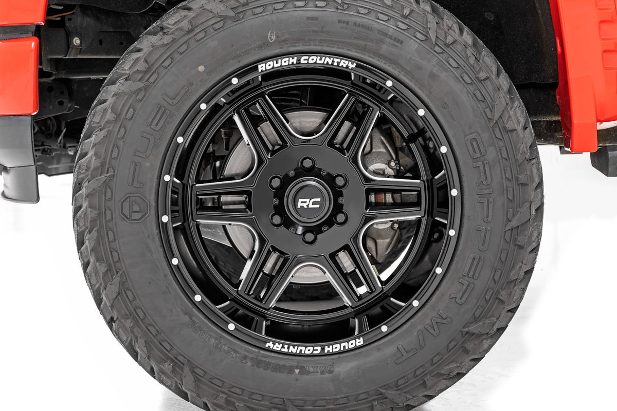 92 Series Wheel Machined One-Piece Gloss Black 18x9 Rough Country