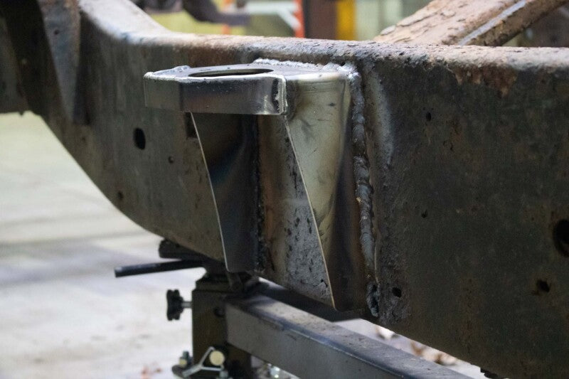 Rust Buster Center Cab Mount