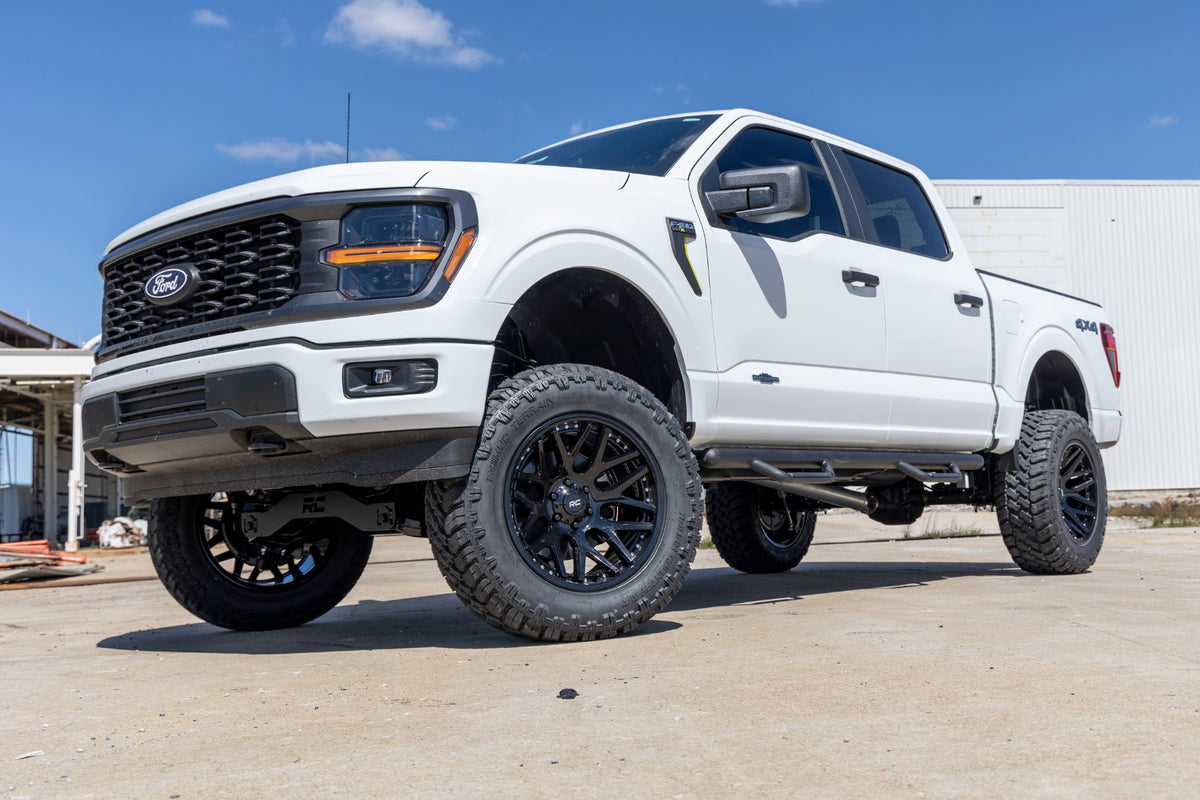 95 Series Wheel One-Piece Gloss Black 20x10 Rough Country