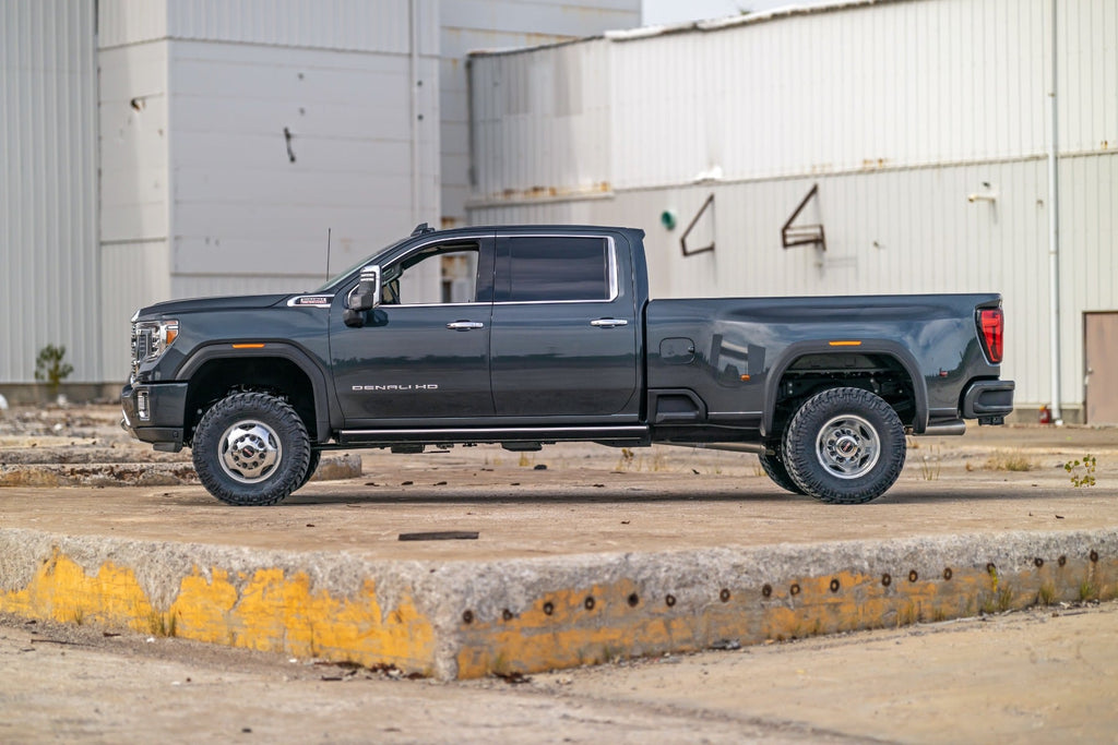 3 Inch Lift Kit Red Sierra/Silverado 3500 HD 2WD/4WD (20-26) Rough Country