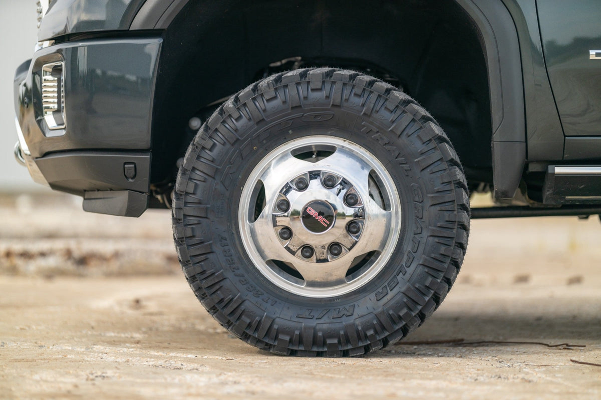3 Inch Lift Kit Red Sierra/Silverado 3500 HD 2WD/4WD (20-26) Rough Country