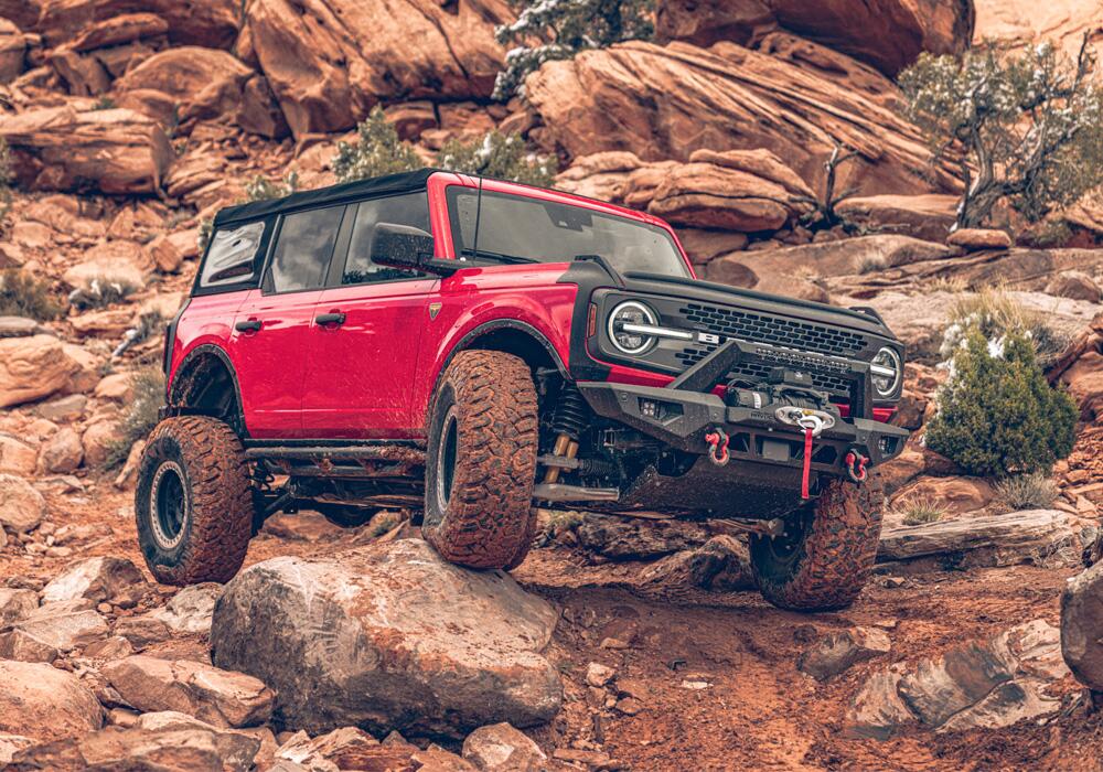 2 Inch Lift Kit 2021-2025 Ford Bronco 4WD Non-Sport with Sasquatch Package Will not fit Badlands, Wildtrack, Raptor or First Edition Not recommended for Base models Superlift