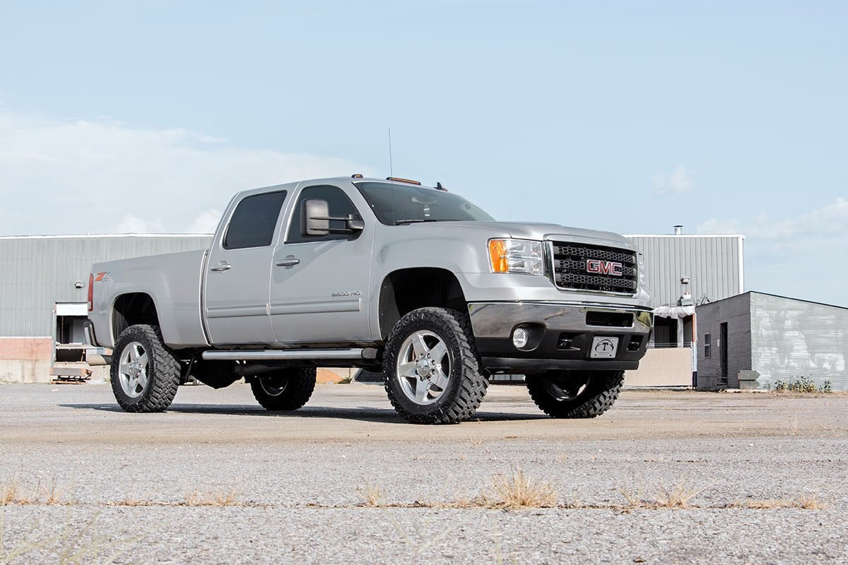 3.5 Inch Lift Kit V2 w/ Overloads Red Silverado/Sierra 2500HD/3500HD (11-19) Rough Country