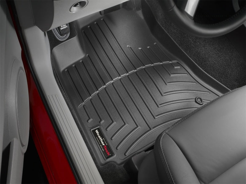 WeatherTech 05-08 Dodge Magnum Front FloorLiner - Black