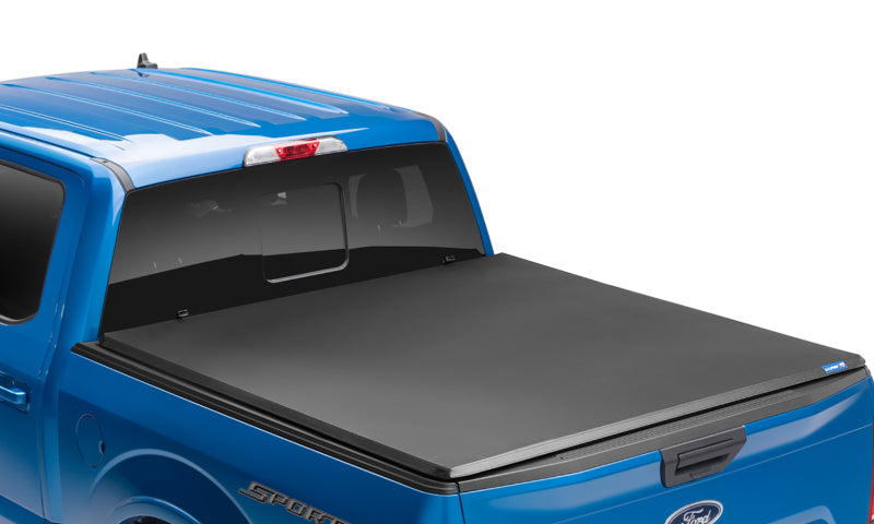 Lund 16-23 Nissan Titan XD (6.5ft. Bed w/o Titan Box) Genesis Tri-Fold Tonneau Cover - Black