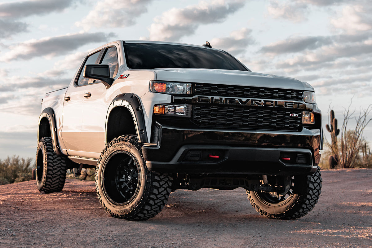 Fender Flares Defender Chevy Silverado 1500 2WD/4WD (2019-2026) Rough Country