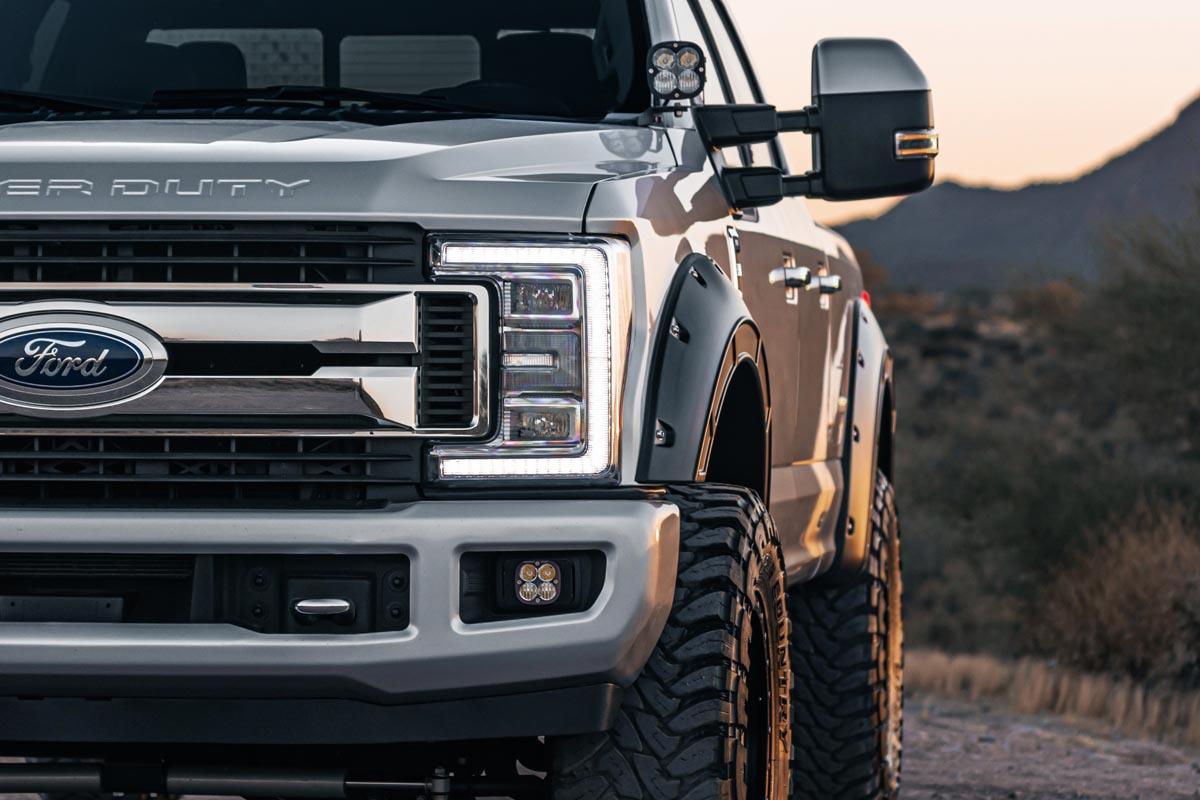 Defender Pocket Fender Flares Ingot Silver Metallic Ford Super Duty (17-22) Rough Country