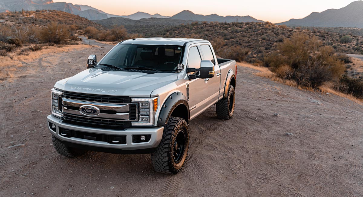 Defender Pocket Fender Flares Ingot Silver Metallic Ford Super Duty (17-22) Rough Country