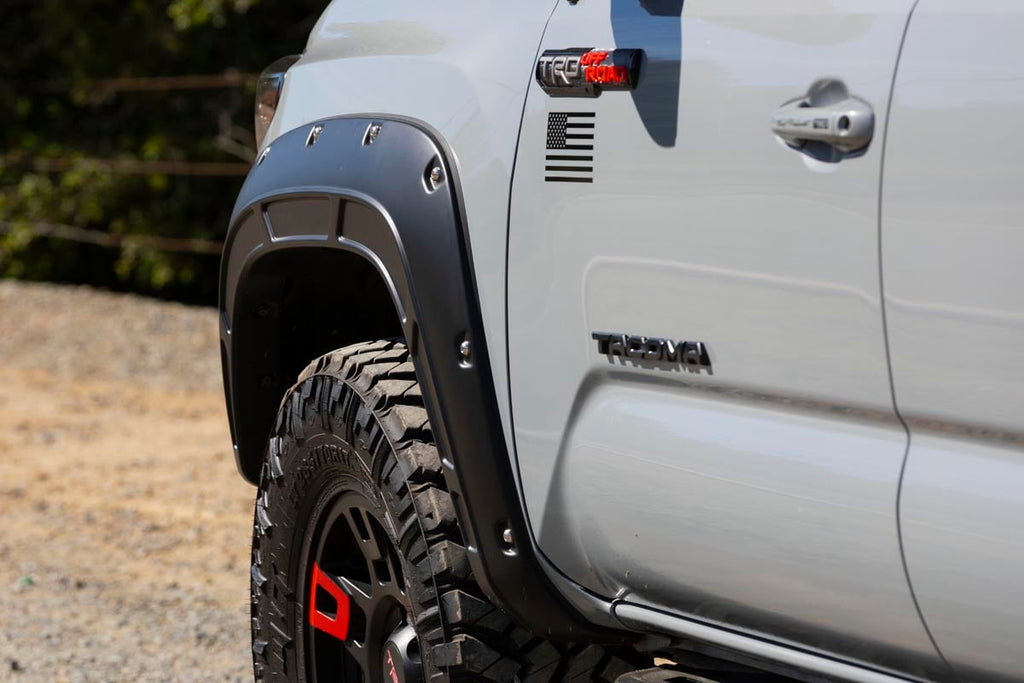 Fender Flares Defender Toyota Tacoma 2WD/4WD (2016-2023) Rough Country