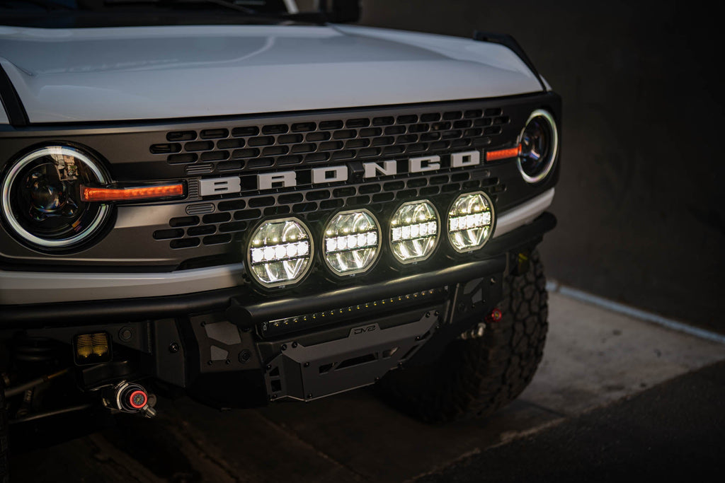 7 Inch Halo Elite Round Light w/ Accent Halo DV8 Offroad