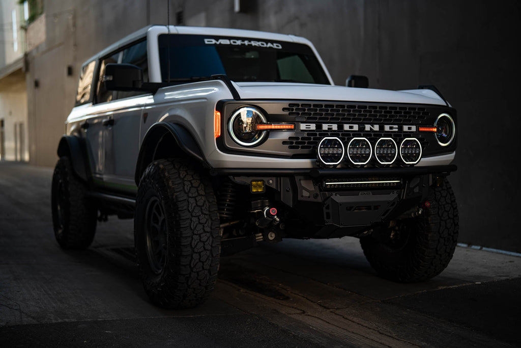 7 Inch Halo Elite Round Light w/ Accent Halo DV8 Offroad