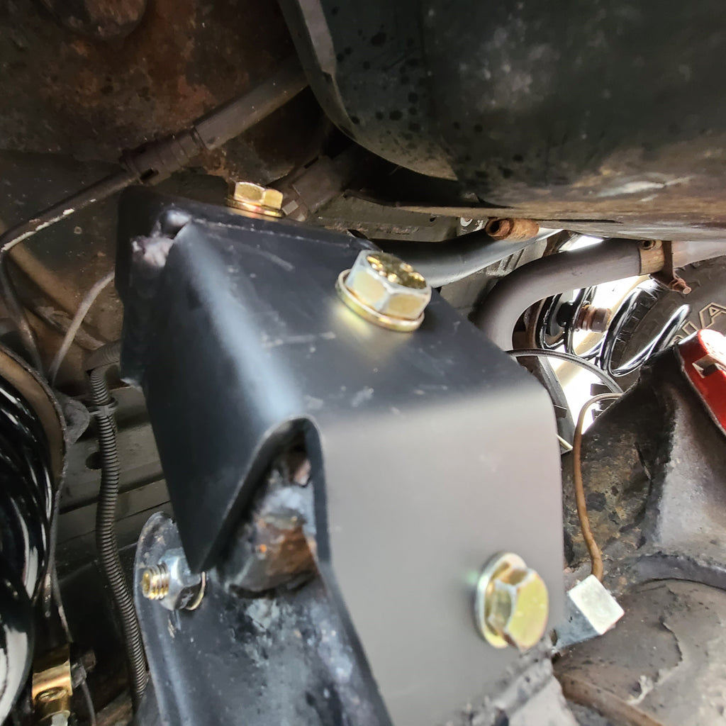 Jeep Wrangler Track Bar Relocation Bracket For 97-06 Wrangler TJ/LJ Clayton Offroad