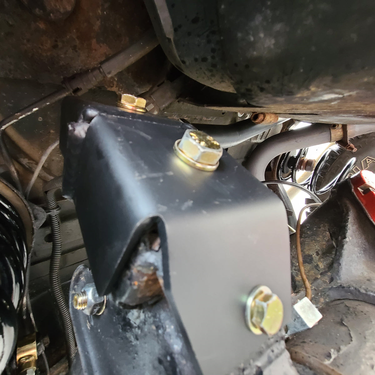Jeep Wrangler Track Bar Relocation Bracket For 97-06 Wrangler TJ/LJ Clayton Offroad