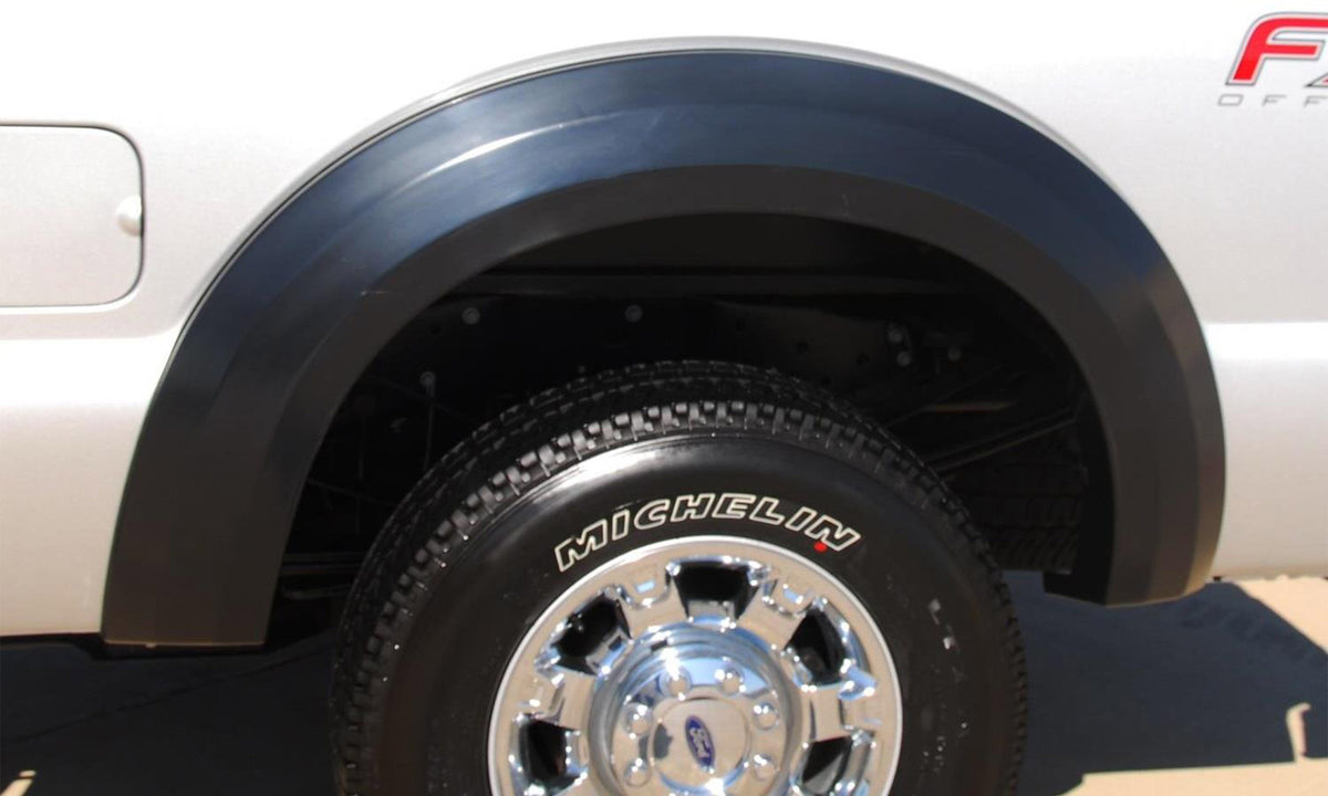 Extra Wide Style Fender Flare Set Rear, Smooth, 2-Piece Set 2011-2016 Ford F-250 Super Duty/F-350 Super Duty Fleetside Lund