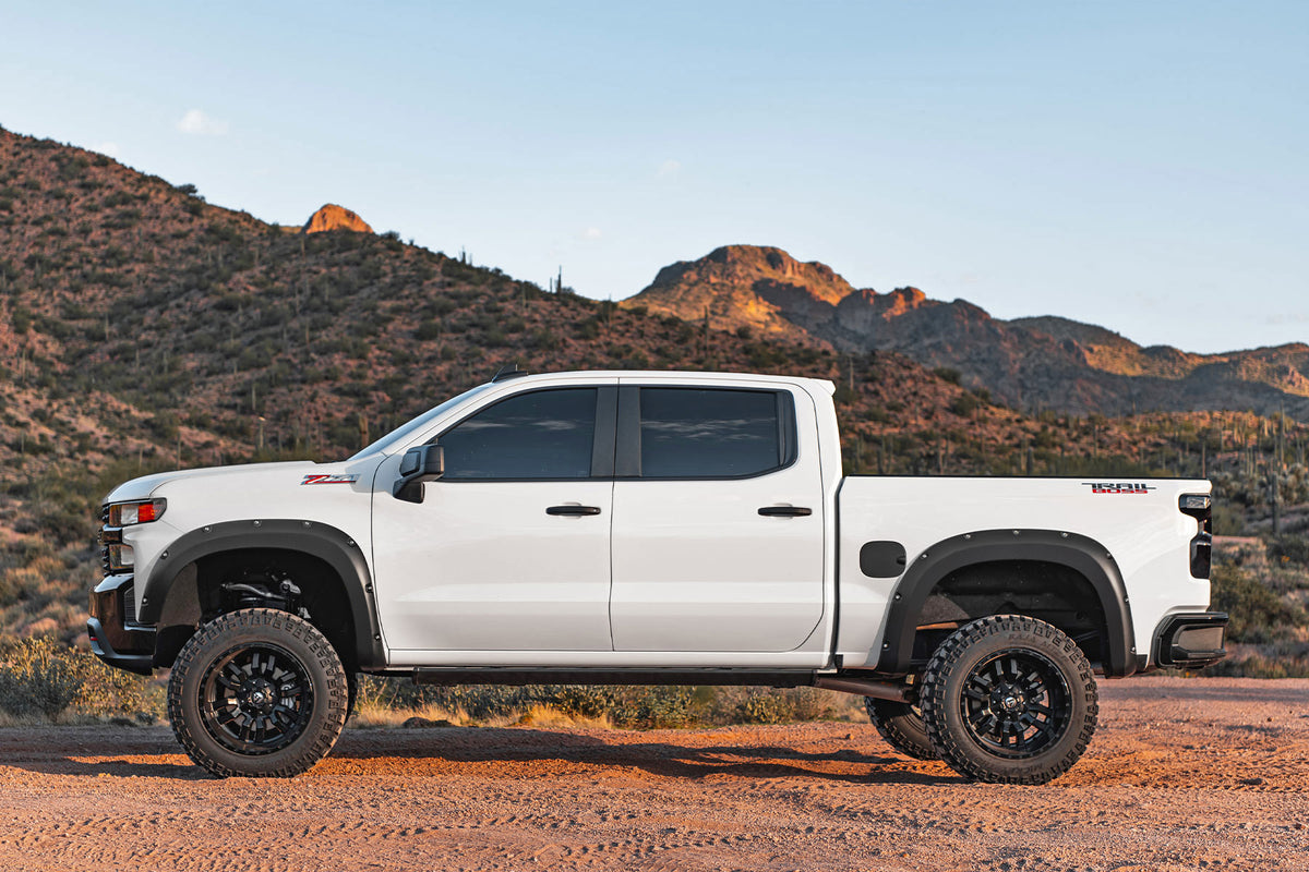 Pocket Fender Flares Chevy Silverado 1500 2WD/4WD (2022-2026) Rough Country