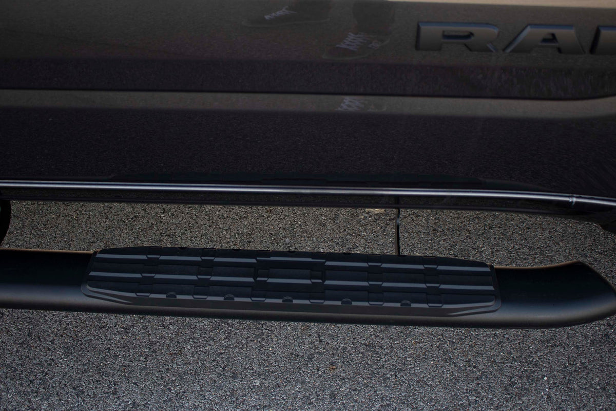 19-Current Ram 1500 Quad Cab 5 Inch Oval Side Steps Fishbone Offroad