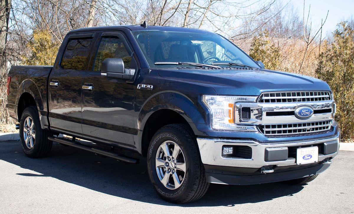 15-Current F-150 Crew Cab 5 Inch Oval Side Steps Fishbone Offroad