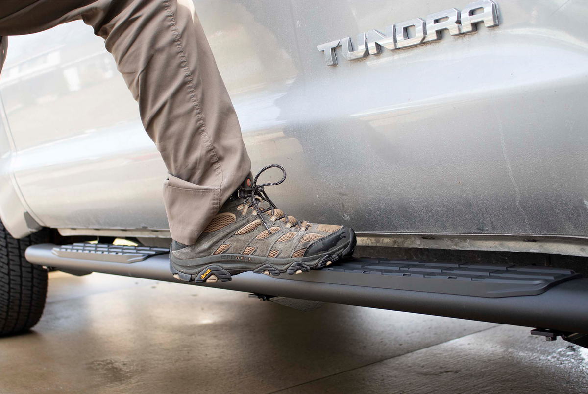 07-21 Tundra Crew Cab 5 Inch Oval Side Steps Fishbone Offroad