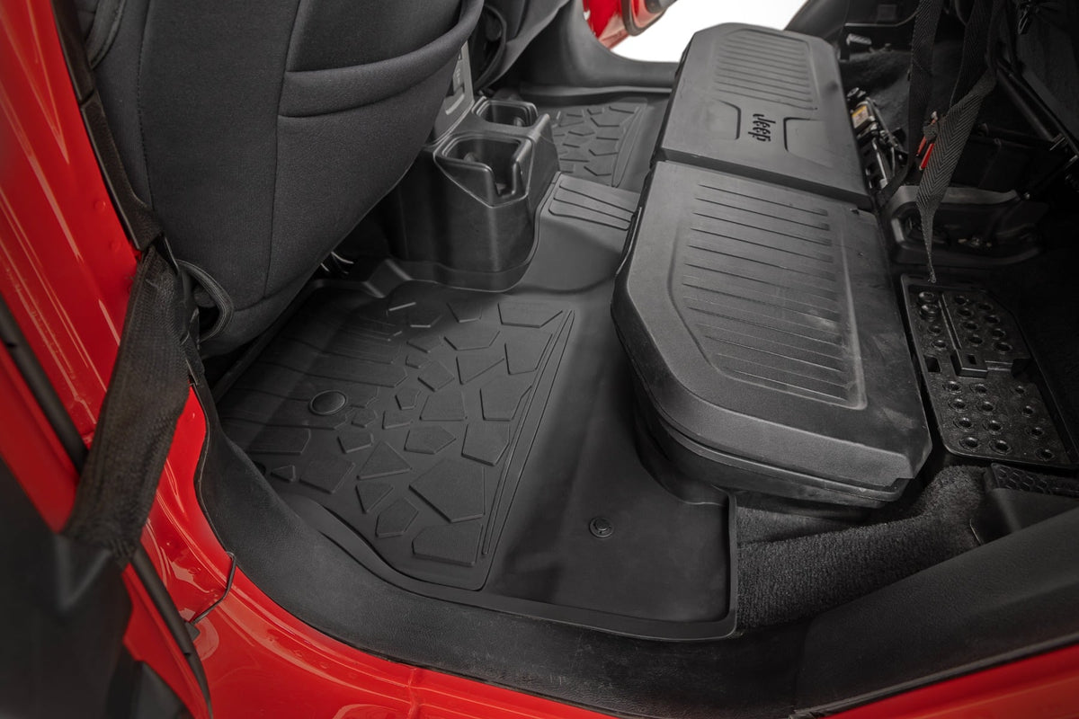 Flex-Fit Floor Mats FR & RR RR Lockable Jeep Gladiator JT 4WD (20-25) Rough Country