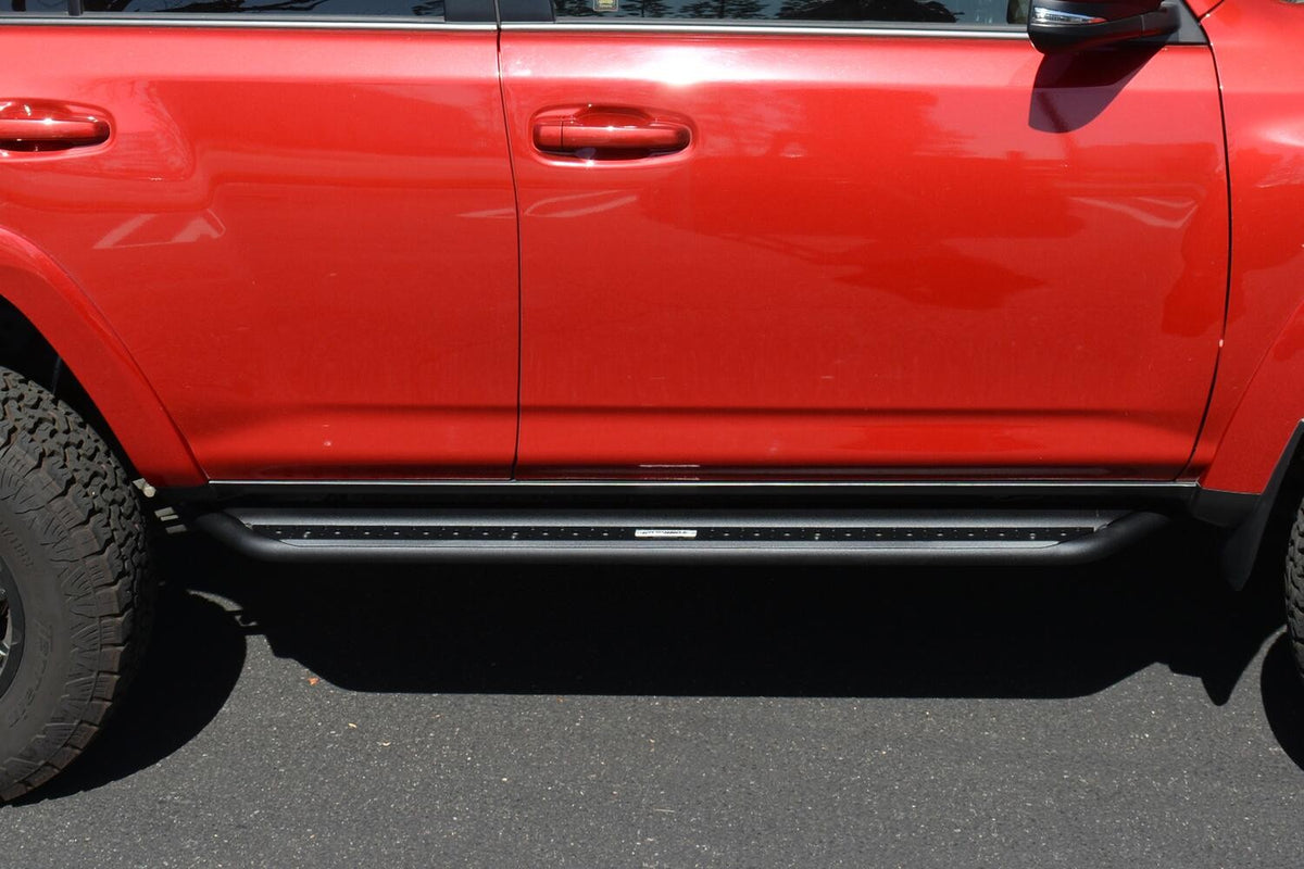 Dominator Xtreme DSS SideSteps With Frame Mounted Bracket Kit Textured Black 2014-2024 Toyota 4Runner Go Rhino