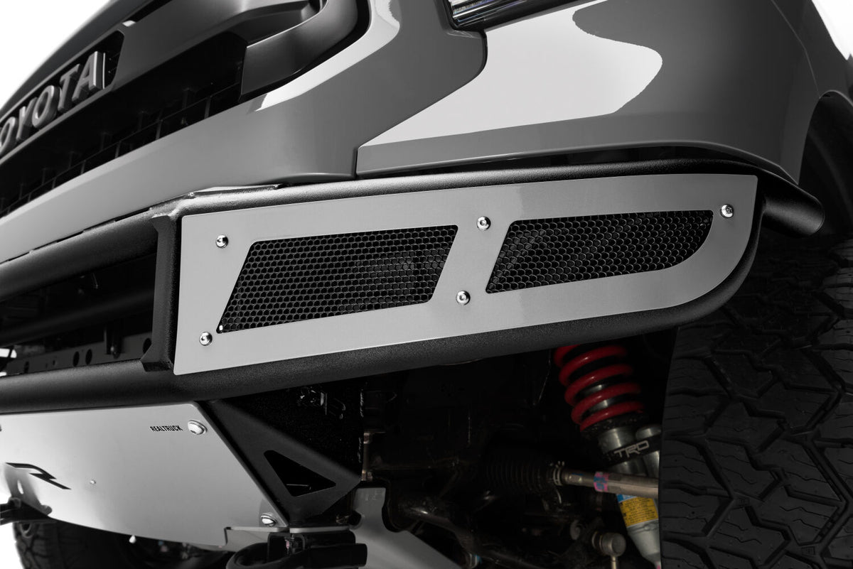 M-RDS Front Bumper Pre-Runner Radius Style 1 Piece with Integrated Brushed Aluminum Skid Plate 2015-2022 Chevy Colorado Textured Black N Fab