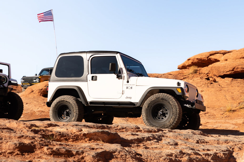 1997 2006 Jeep Wrangler TJ Square Back Hard Top DV8 Offroad
