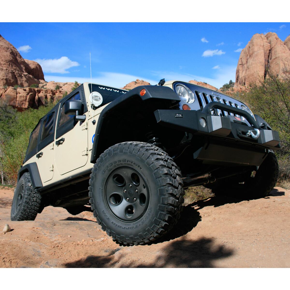 4 Inch Lift Kit 2007-2018 Jeep Wrangler JK Unlimited Standard Kit with Shocks Superlift