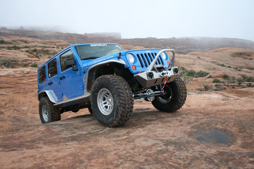 4 Inch Lift Kit 2007-2018 Jeep Wrangler JK Unlimited with Reflex Control Arms and Shocks Superlift