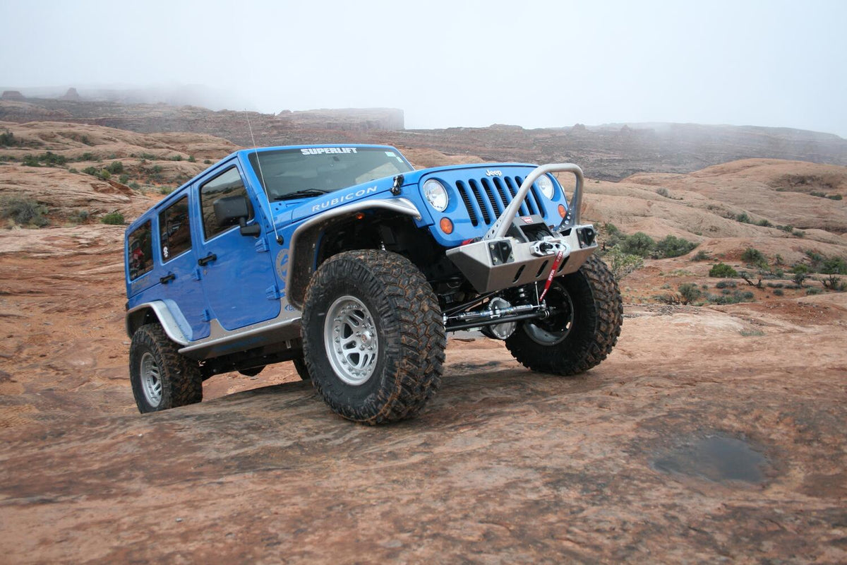 4 Inch Lift Kit 2007-2018 Jeep Wrangler JK Unlimited with Reflex Control Arms and Shocks Superlift