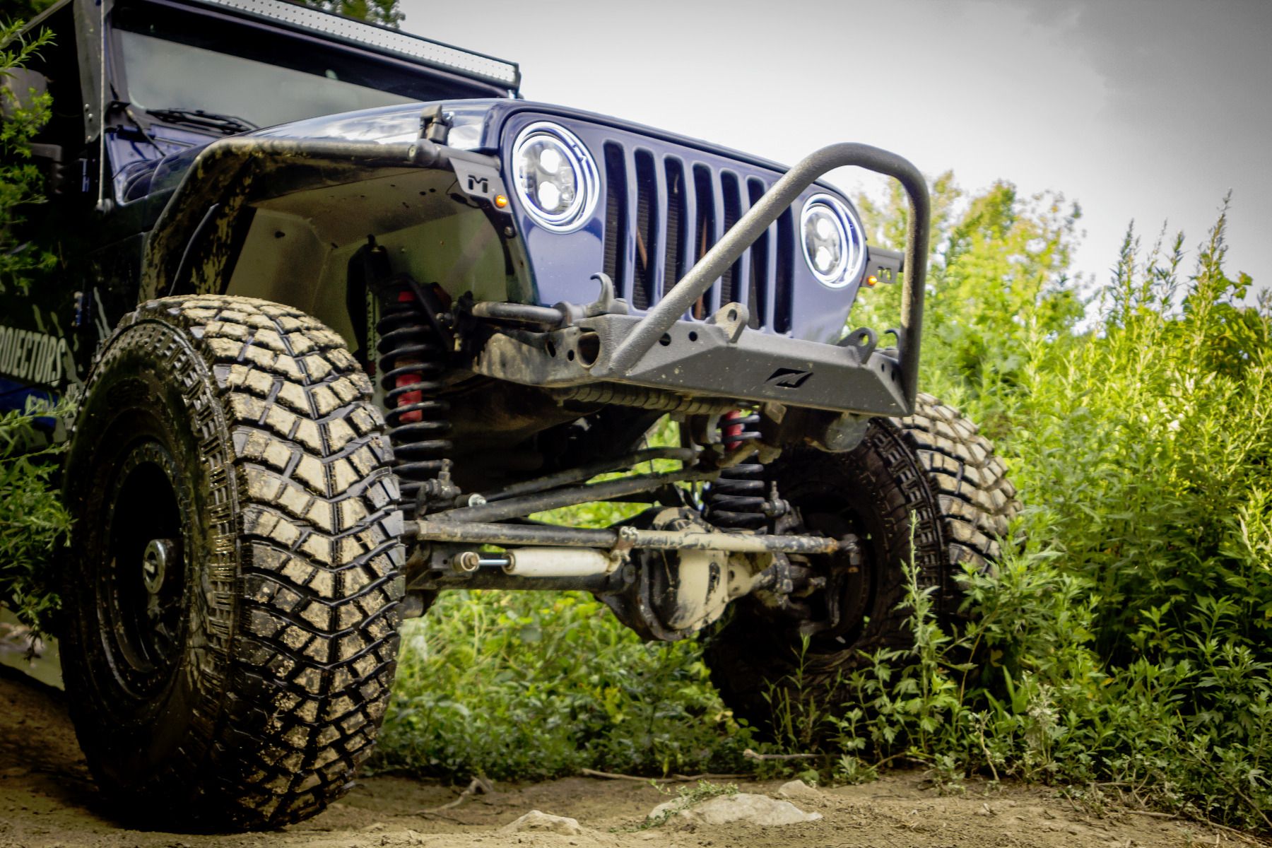 Jeep YJ/TJ Stubby Front Bumper Bare Steel Motobilt