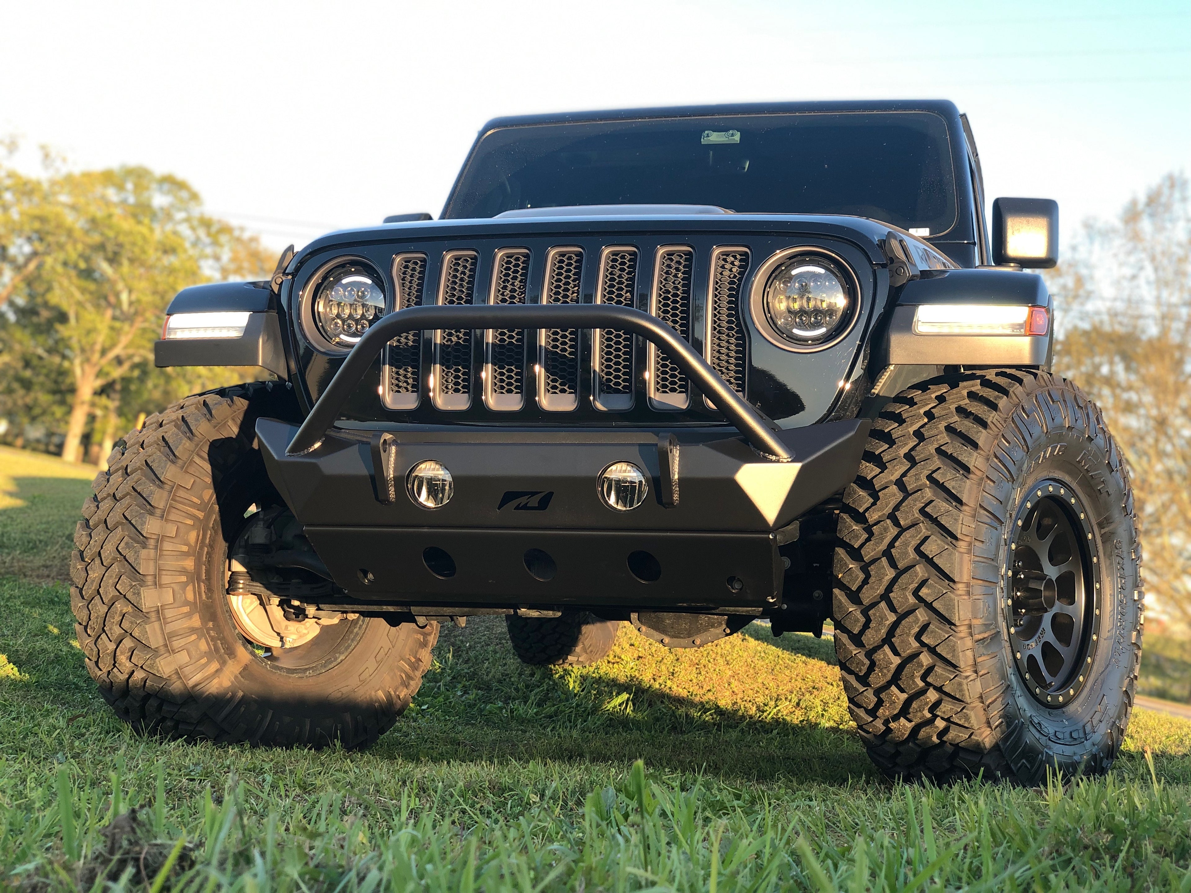 Jeep JL Front Bumper W/Stinger/Skid Plate 18+ Wrangler JL The Hammer Series Motobilt
