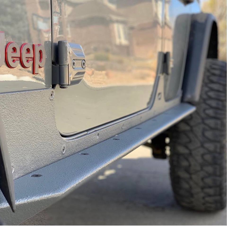 Jeep JL Unlimited Rocker Guards With Step 18 + Wrangler JL Crusher Series Bare Steel Motobilt