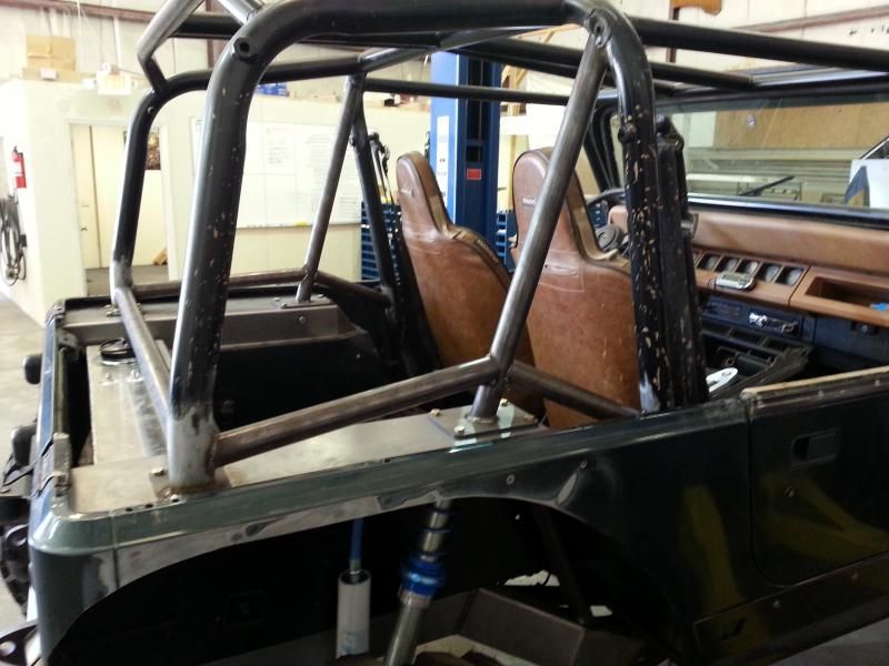 CJ/YJ Fender Top Mounted Coil Over Mount Motobilt
