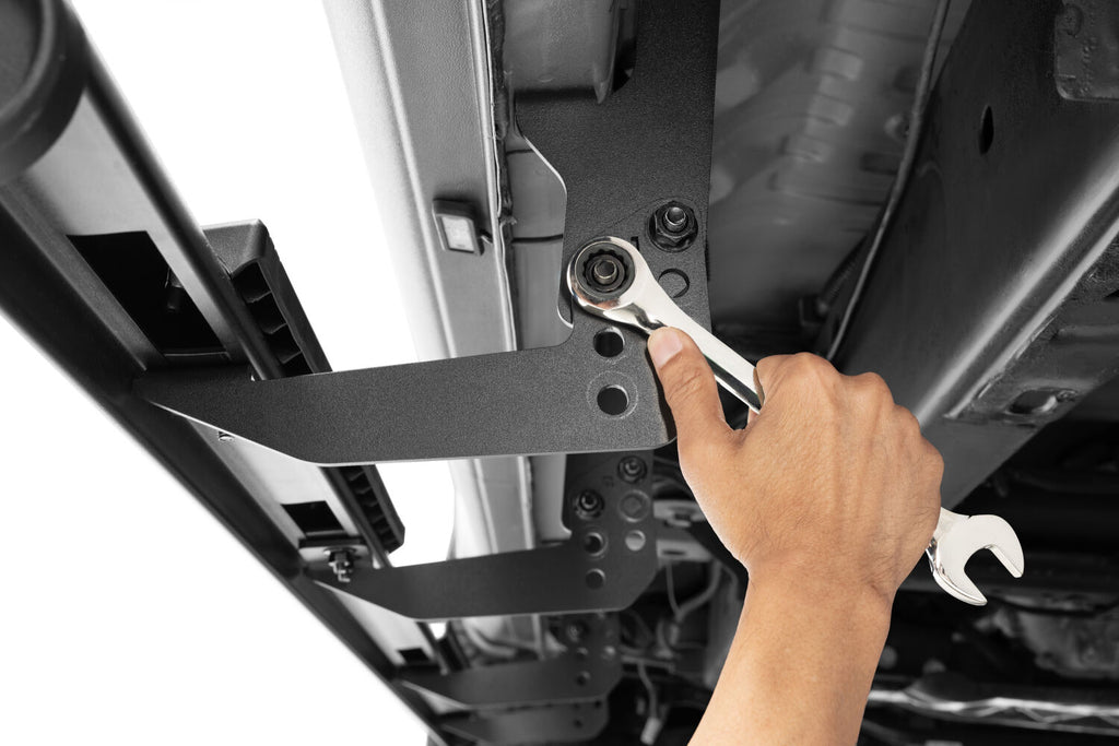 Traxio 3 Inch Nerf Bars 19-26 GM Silverado/Sierra 1500 20-26 GM Silverado/Sierra 2500/3500 N Fab