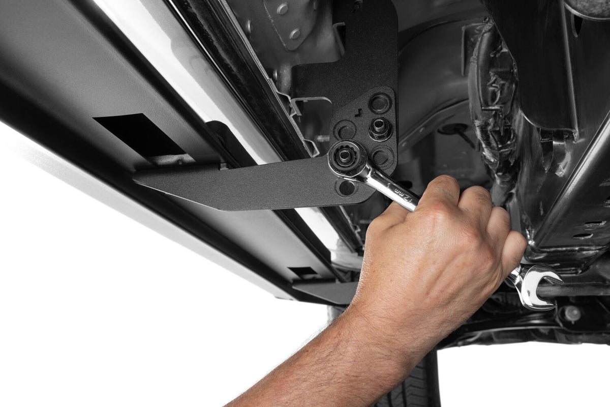 Traxio 5 Inch Nerf Bars 22-26 Toyota Tundra N Fab