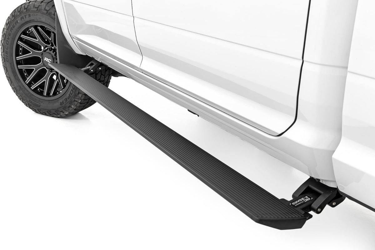 Power Running Boards Dual Electric Motor Quad Cab Ram 2500/3500 (11-26) Rough Country