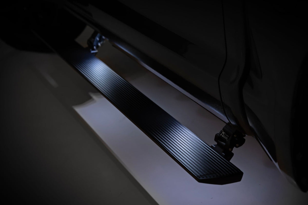 Power Running Boards Dual Electric Motor Quad Cab Ram 2500/3500 (11-26) Rough Country
