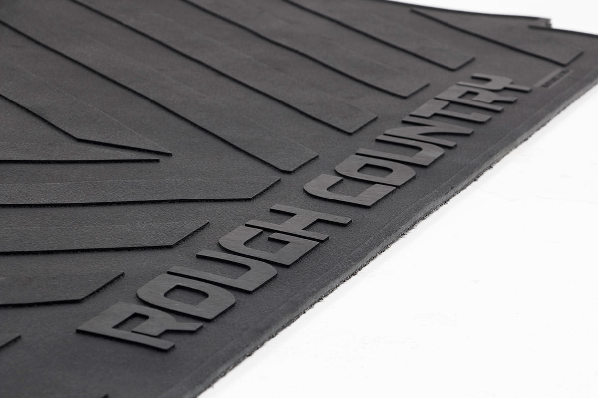 Bed Mat 5 Foot 7 Inch Bed RC Logo Toyota Tundra 2WD/4WD (2007-2021) Rough Country