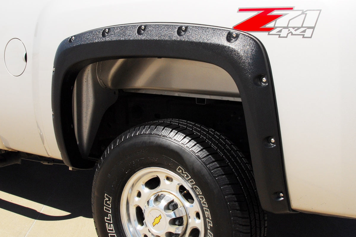 Rivet Style Fender Flare Set Rear, Smooth, 2-Piece Set 2007-2014 Silverado/Sierra 1500/2500 HD/3500 HD Fleetside Lund