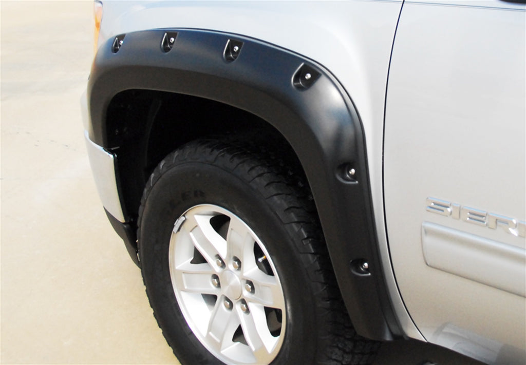 Rivet Style Fender Flare Set Front and Rear, Smooth, 4-Piece Set 2007-2013 Sierra 1500 Fleetside Lund