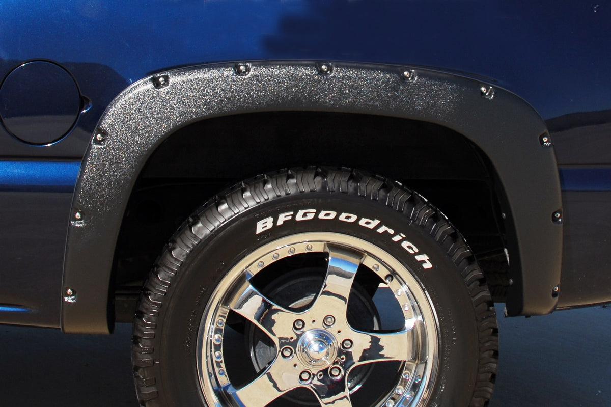 Rivet Style Fender Flare Set Rear, Textured, 2-Piece Set 2007-2014 Sierra 2500 HD/3500 HD Fleetside Lund