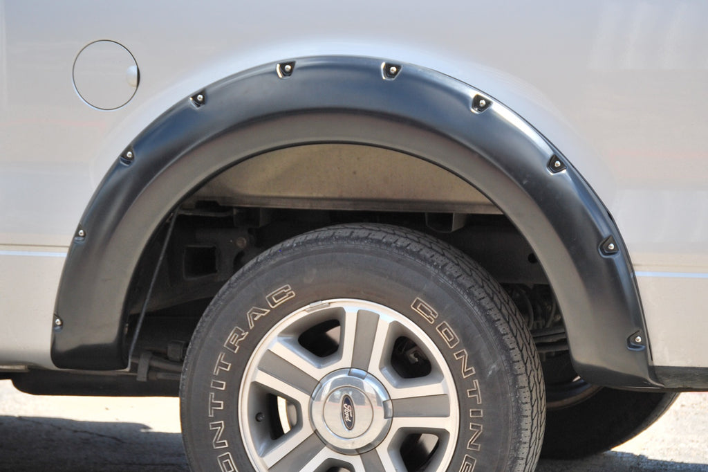 Rivet Style Fender Flare Set Front and Rear, Smooth, 4-Piece Set 2004-2008 Ford F-150 Fleetside Lund