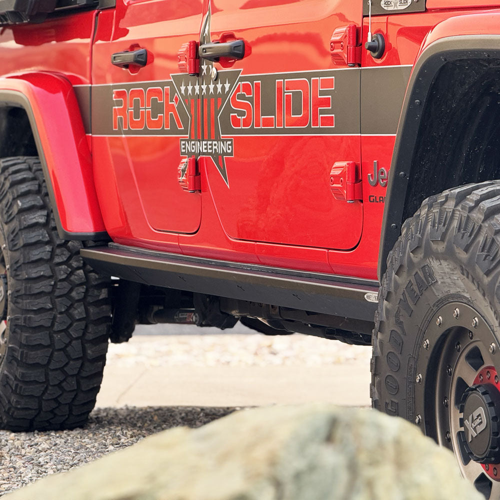 20-25 Jeep Gladiator JT Deluxe Rock Rail Rock Slide Engineering