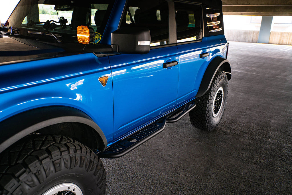 2021 2024 Ford Bronco 4 Door OE Plus Series Side Steps DV8 Offroad