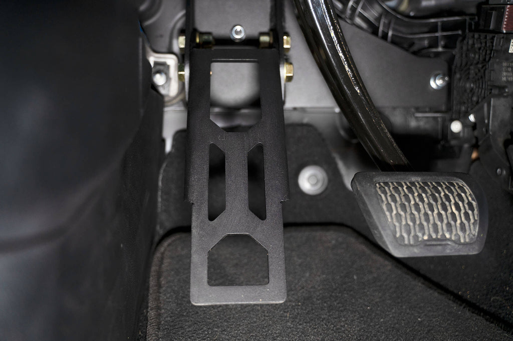 2020 2025 Jeep Wrangler JL JLU Gladiator JT Adjustable Dead Pedal DV8 Offroad