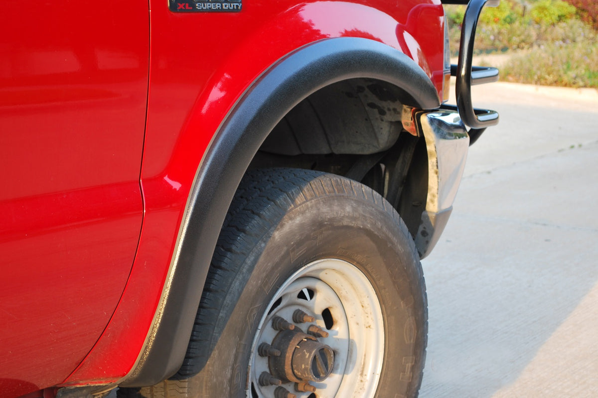 Sport Style Fender Flare Set Front, Textured, 2-Piece Set 1999-2007 Ford F-250/F-350 Super Duty Fleetside Lund
