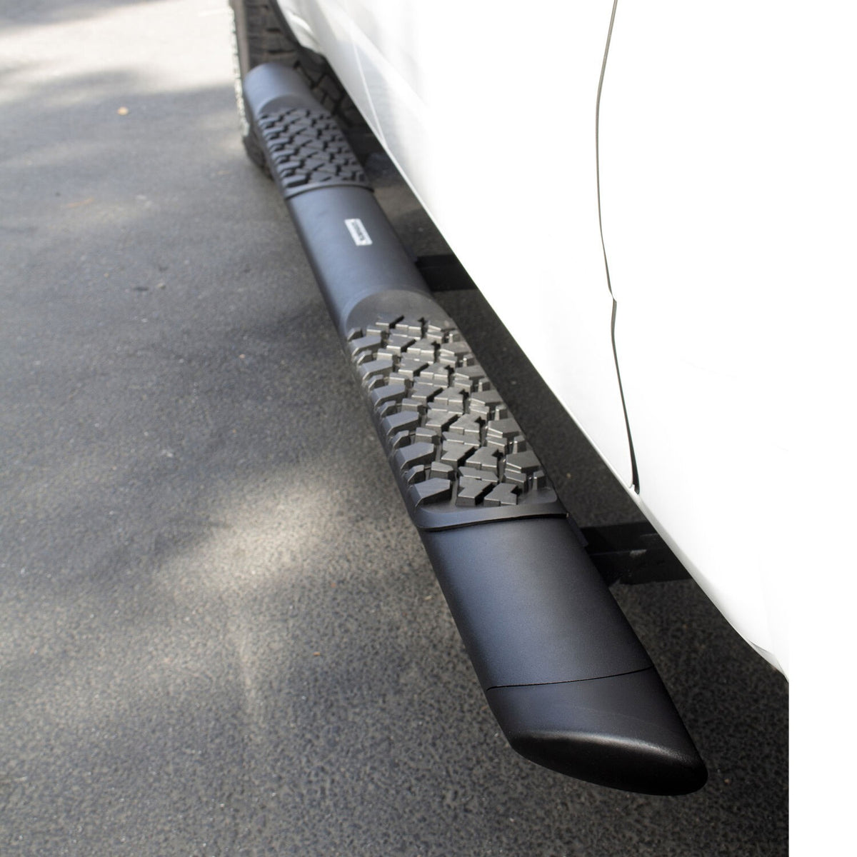 V3 Series Aluminum 5 Inch Elipse Side Steps with Mounting Brackets Textured Black 1999-2016 Ford F-250/F-350 Crew Cab Go Rhino