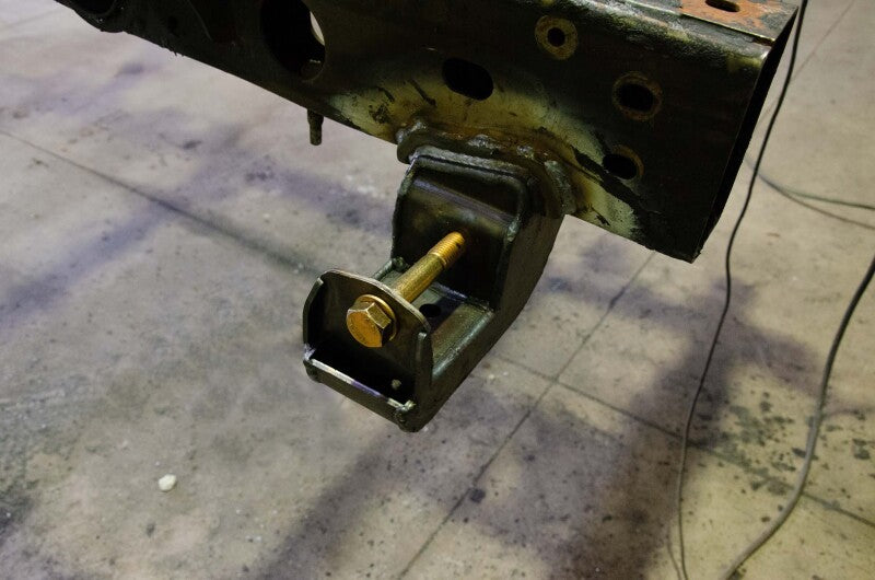 Rust Buster 11-19 Chevy Silverado 2500HD/3500HD Leaf Spring Mount - Right