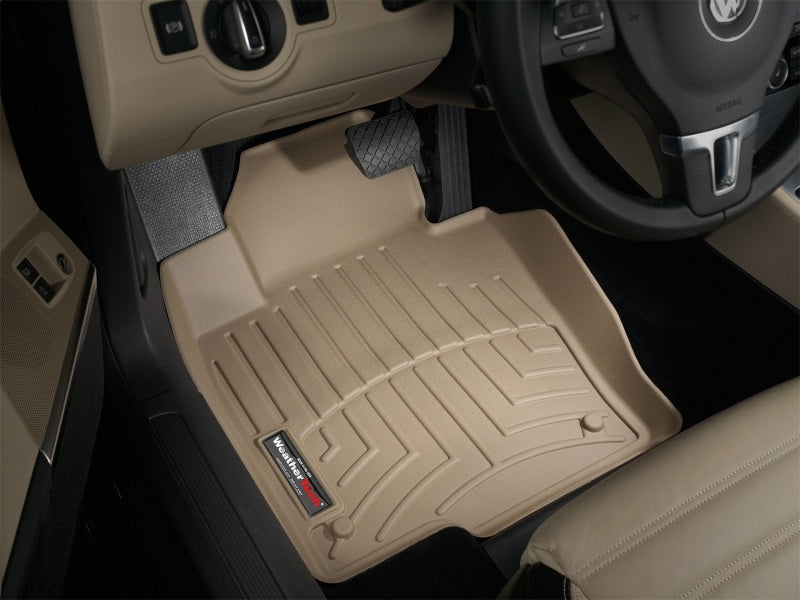 WeatherTech 06-08 Volkswagen Passat Front FloorLiner - Tan