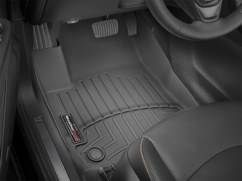 WeatherTech 18-24 Chevrolet Equinox Front FloorLiner - Black